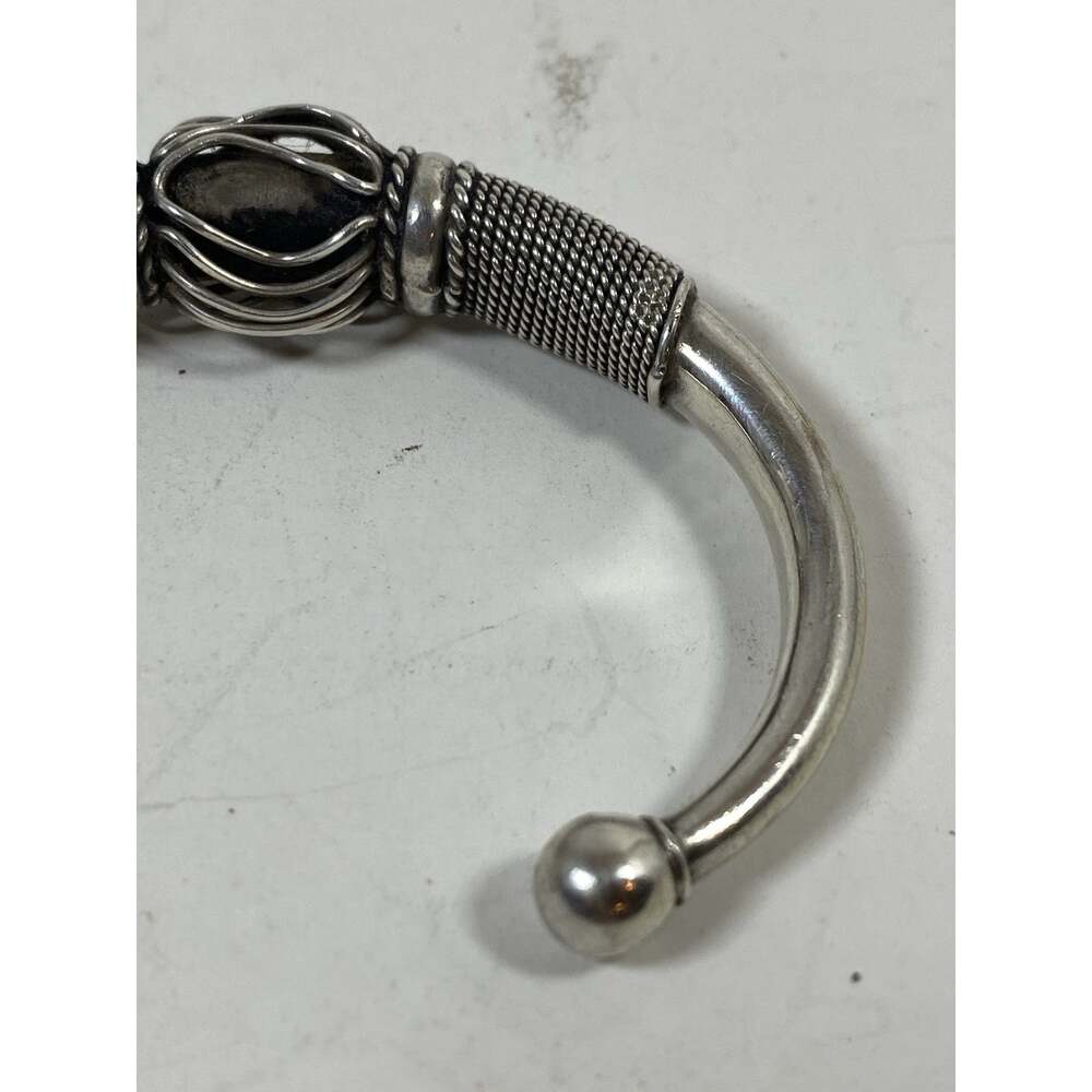 Silver Cuff Bracelet w/ Rope Pattern - Picture 6 of 6